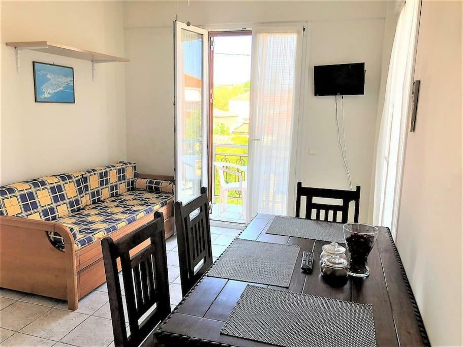 Mythos Suites-Apollo Apartment Methone Exteriör bild